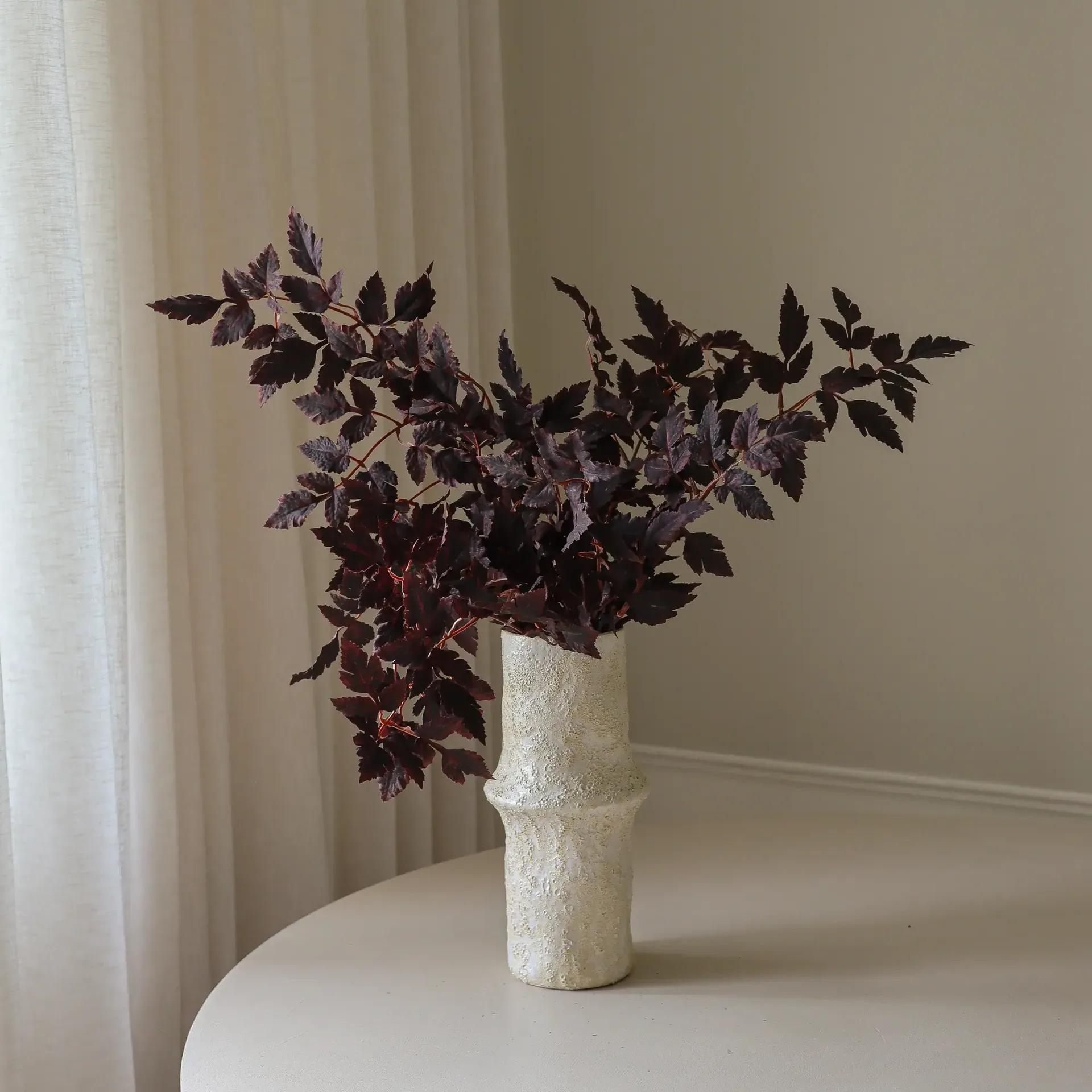 Burgundy Plum Leaves kunstboeket, Red, 85 cm, 1 stuks Botané