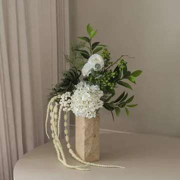 Green veil kunstboeket - Ranonkel, hortensia, amaranten, 85 cm - Botané