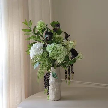 Moonlit Garden kunstboeket - hortensia-papegaaientulp-calla, 106 cm, 17 stuks - Botané