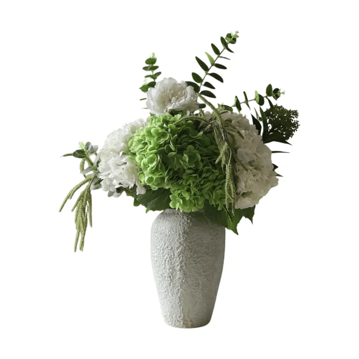 Smashed Avocado kunstboeket - Hortensia-pioenroos-amarant-skimmia bessen-eucalyptus 12 st. - Botané