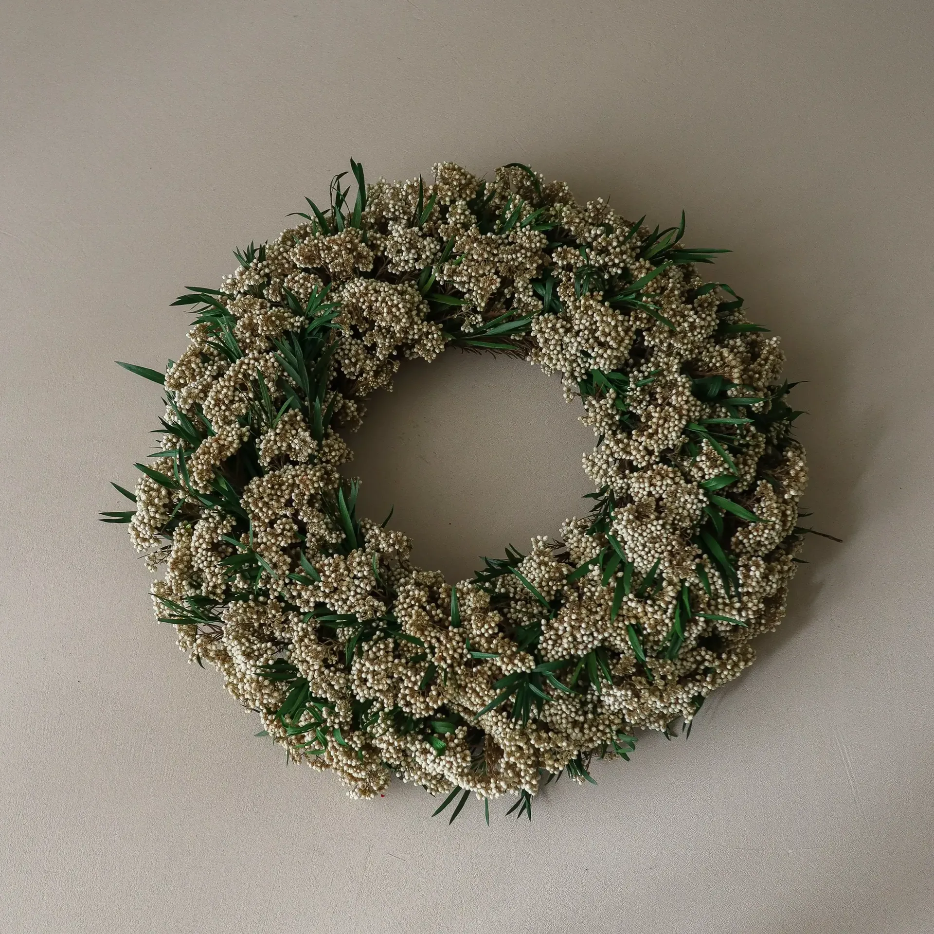 Whisper Meadow Wreath krans, Risblomma, Ø40 cm Botané