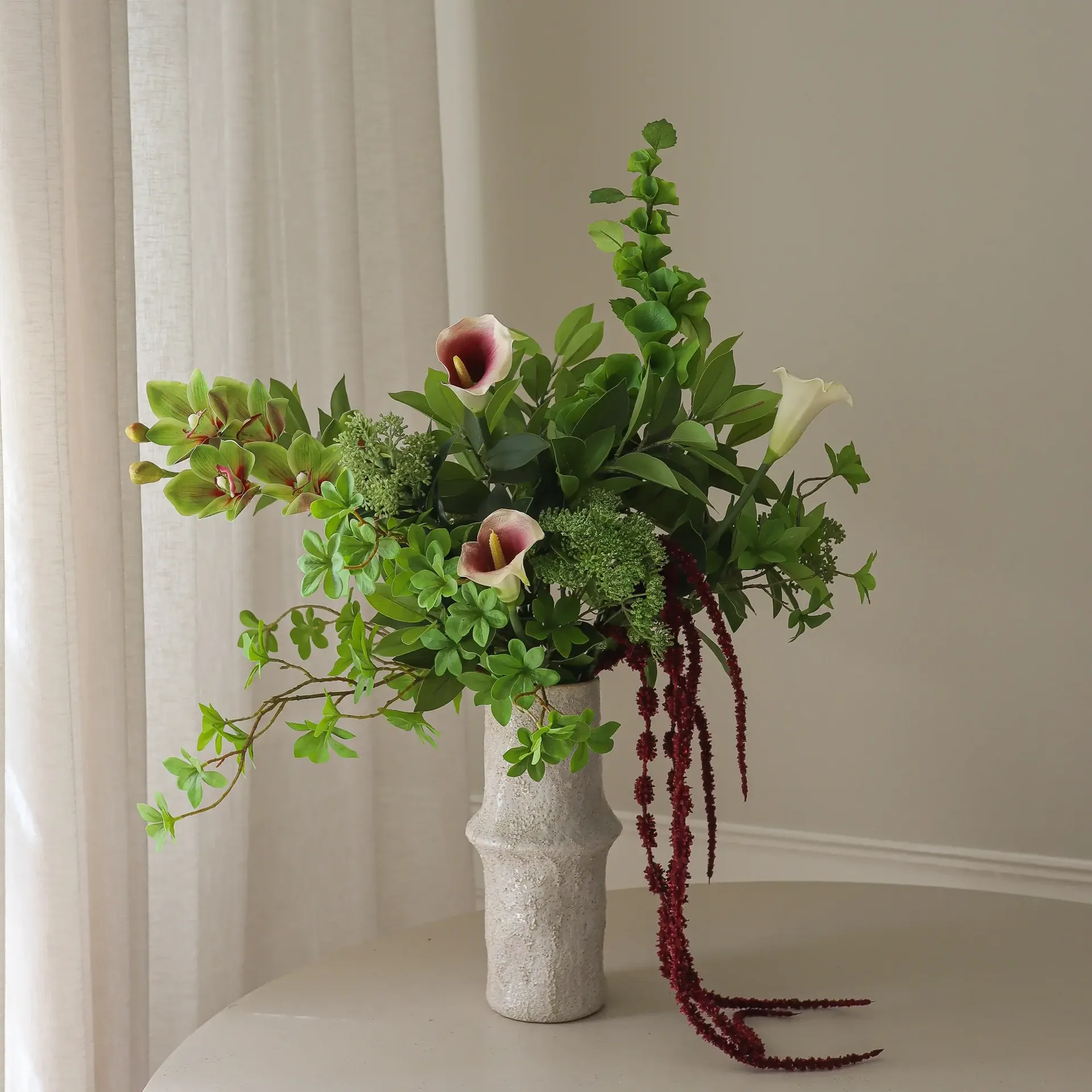 Wild Grove kunstboeket, Calla-cymbidiumorchidee-wilde peen, 112 cm, 16 st Botané