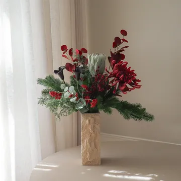 Wild winter kunstboeket - Protea, spinchrysant, calla, eucalyptus, 84 cm - Botané