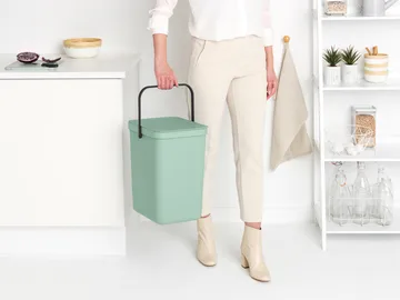 Afvalemmer Sort & Go 25L - Jade Green - Brabantia