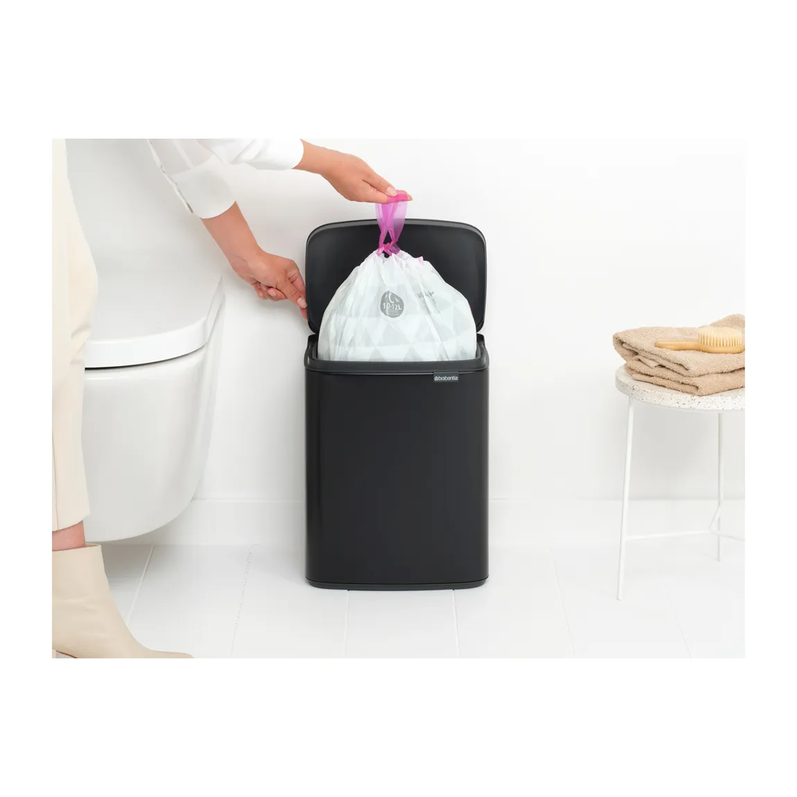 Bo afvalemmer 12 l, Matte black Brabantia