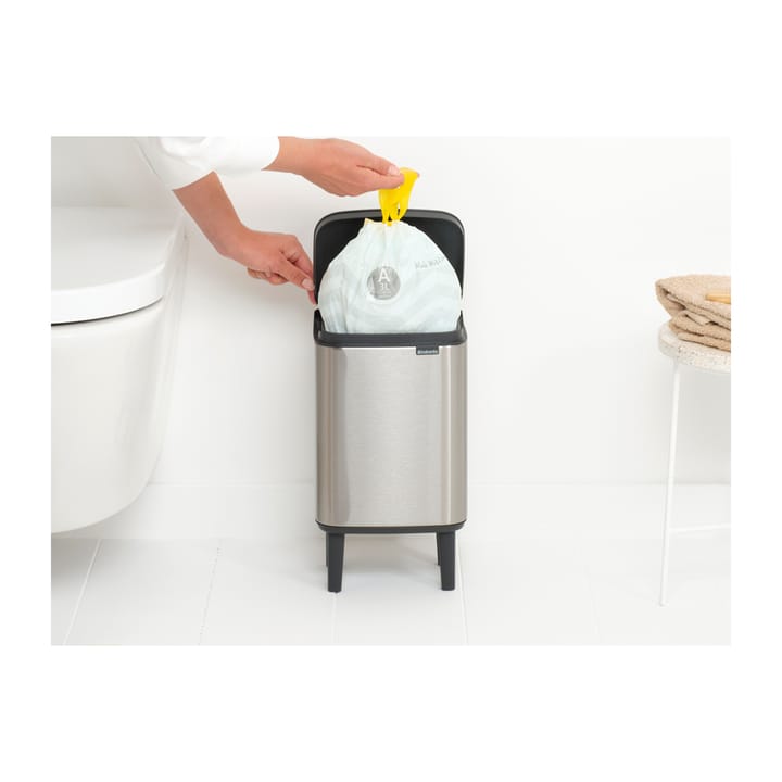 Bo afvalemmer hoog 4 l, Matgeborsteld staal Brabantia