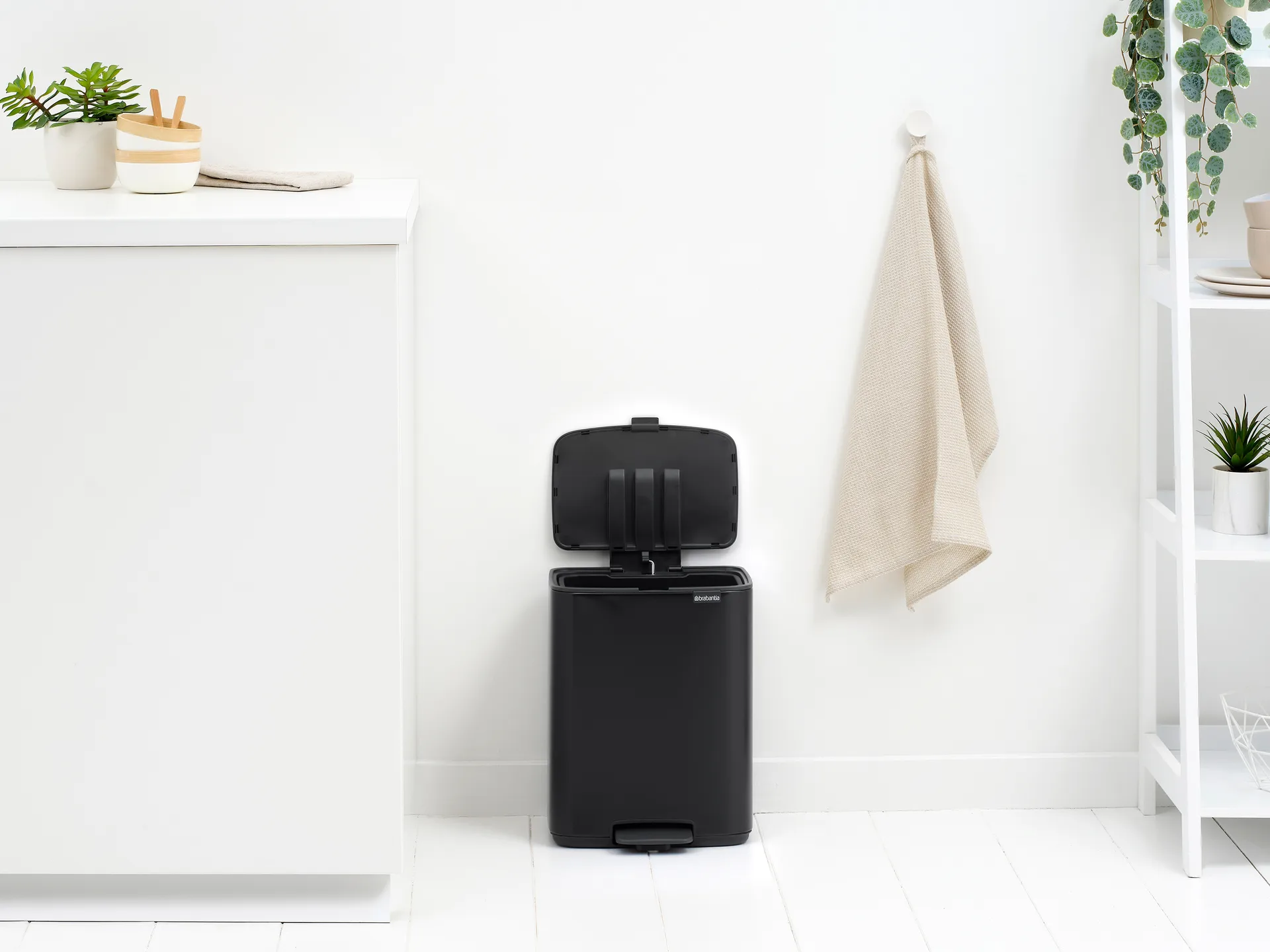 Bo pedaalemmer 12 L, Matt Black Brabantia