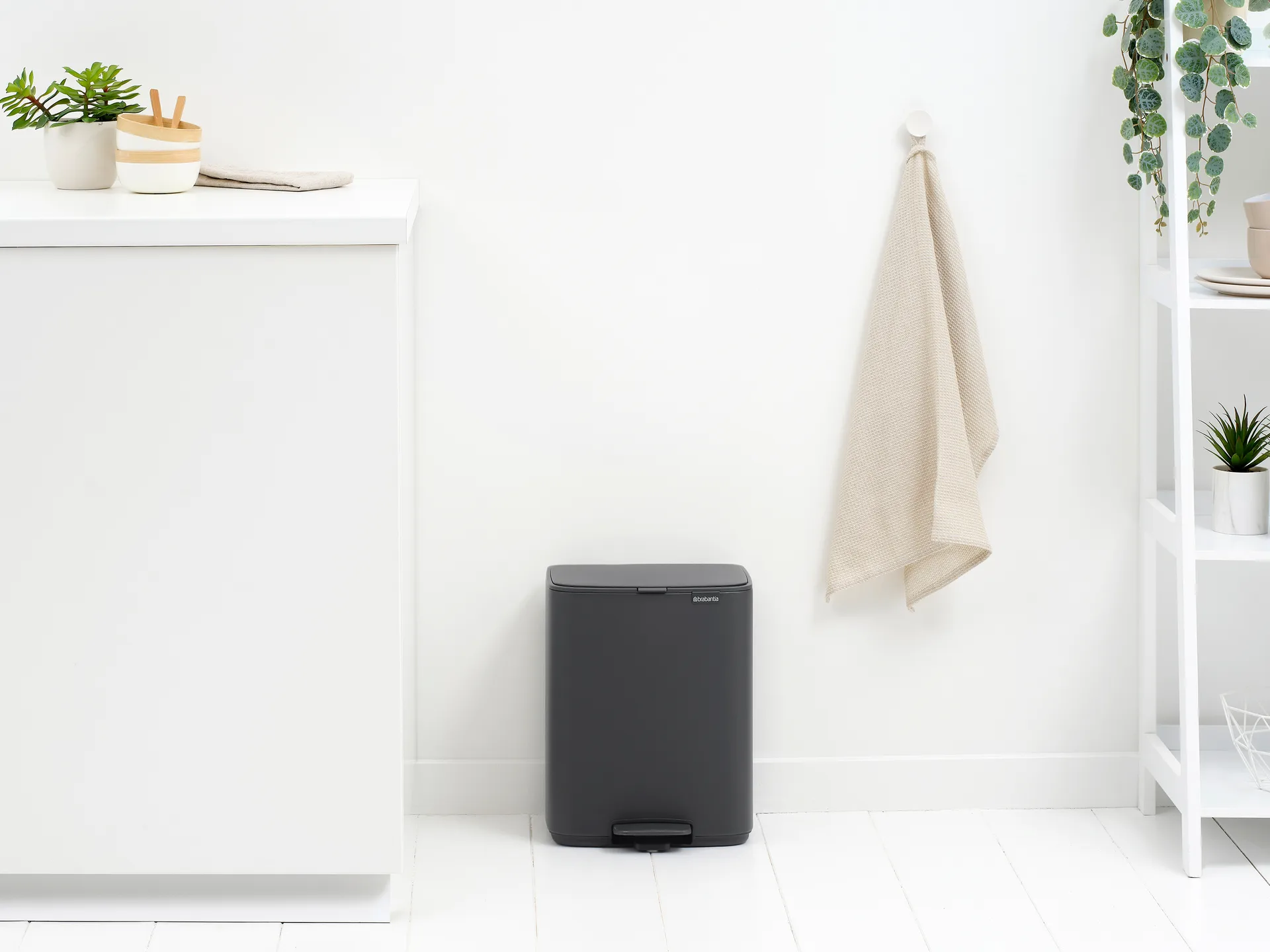 Bo pedaalemmer 12 L, Mineral Infinite Grey Brabantia