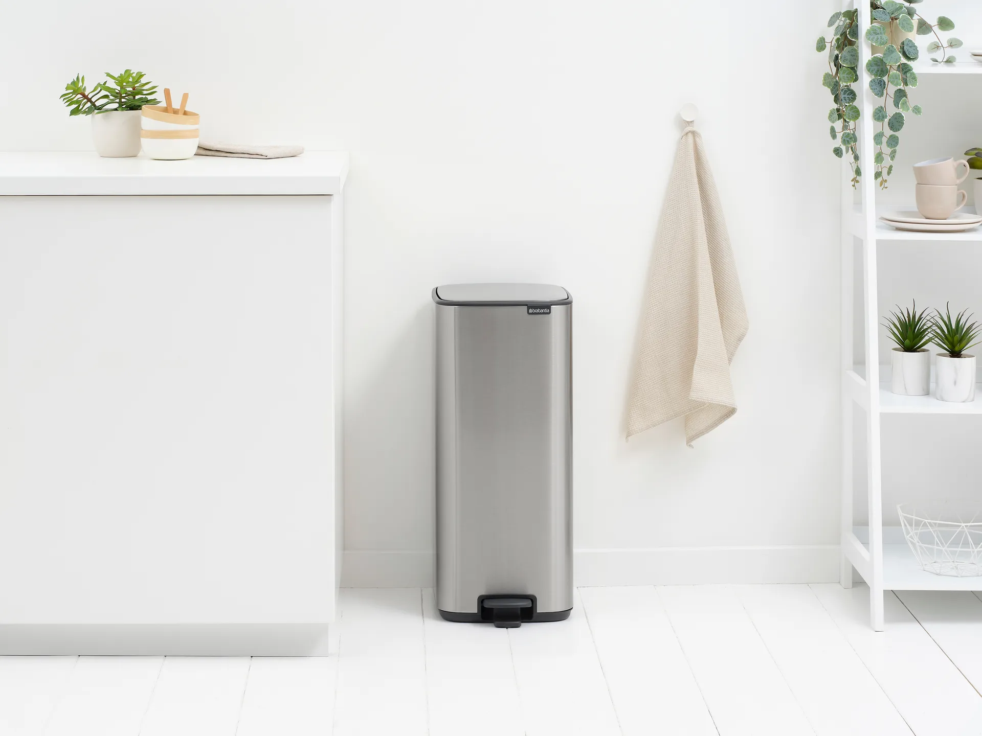 Bo pedaalemmer 30 L, Matt Steel Fingerprint Proof Brabantia