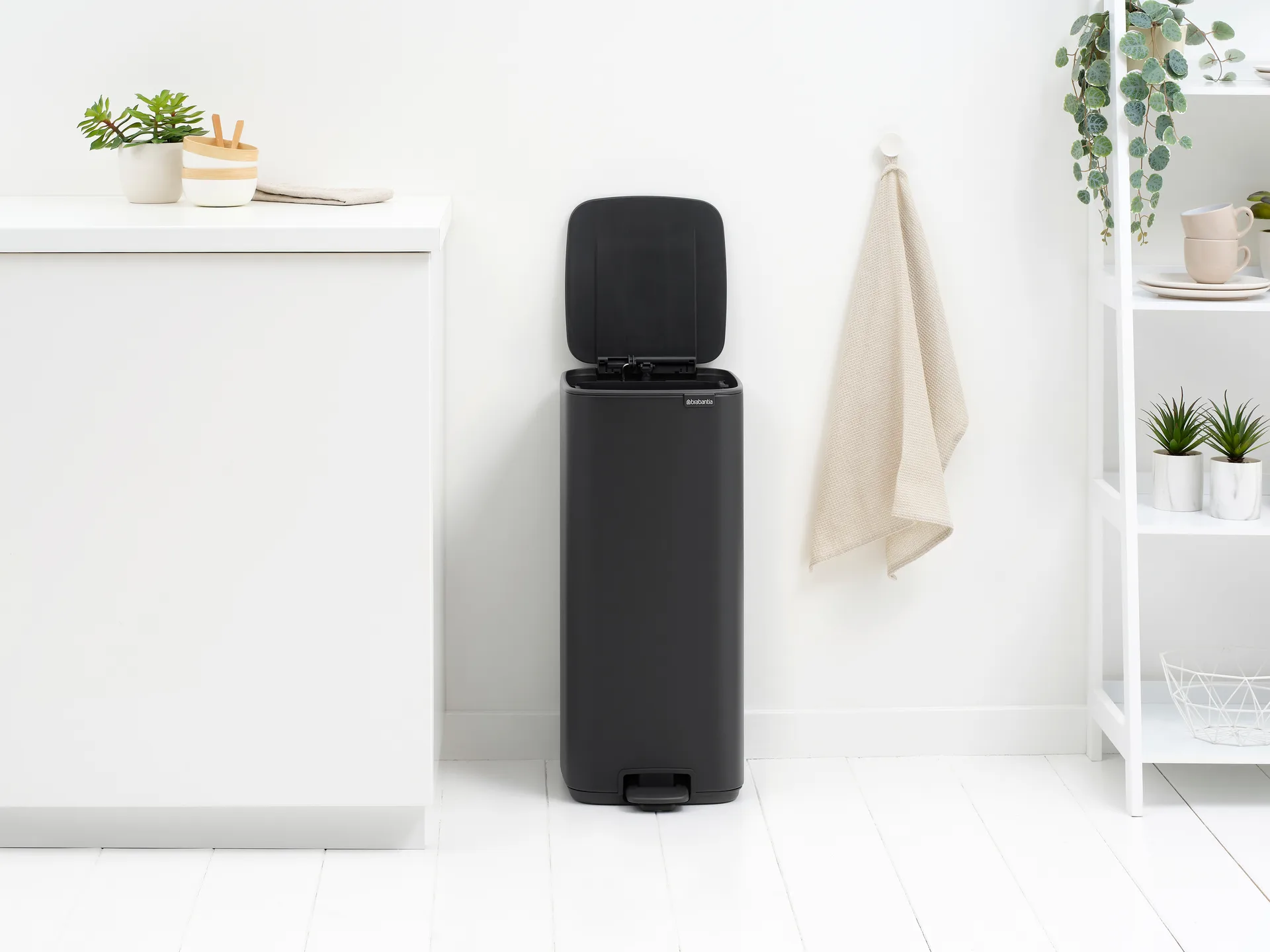 Bo pedaalemmer 30 L, Mineral Infinite Grey Brabantia