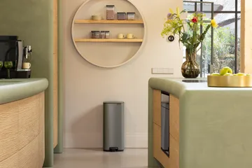 Bo pedaalemmer 30 L - Platinum - Brabantia