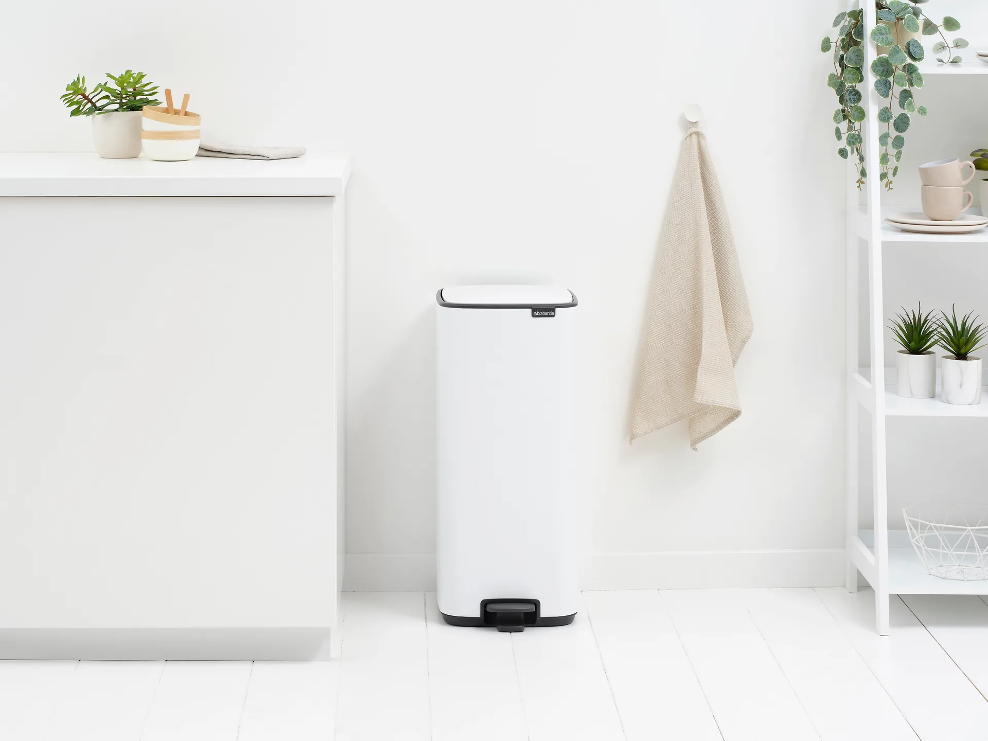 Bo pedaalemmer 30 L, White Brabantia