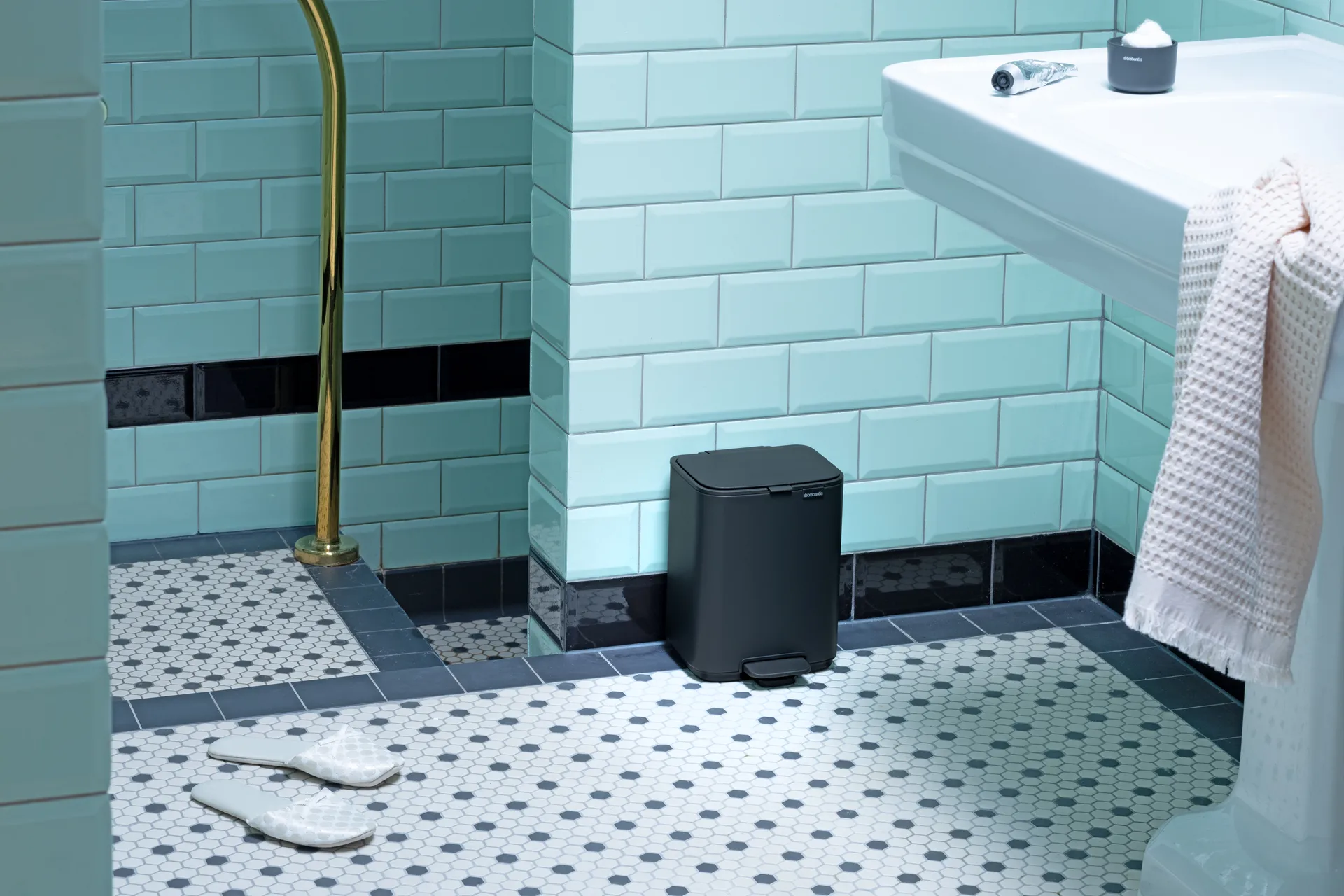 Bo pedaalemmer 4 L, Mineral Infinite Grey Brabantia