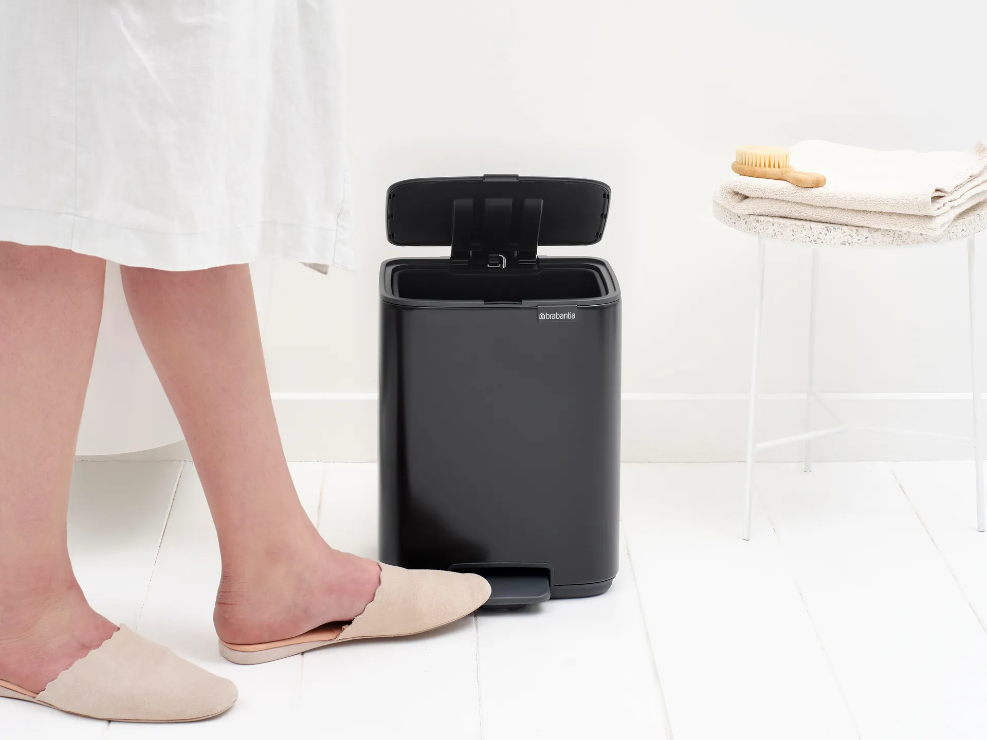 Bo pedaalemmer 7 L, Matt Black Brabantia