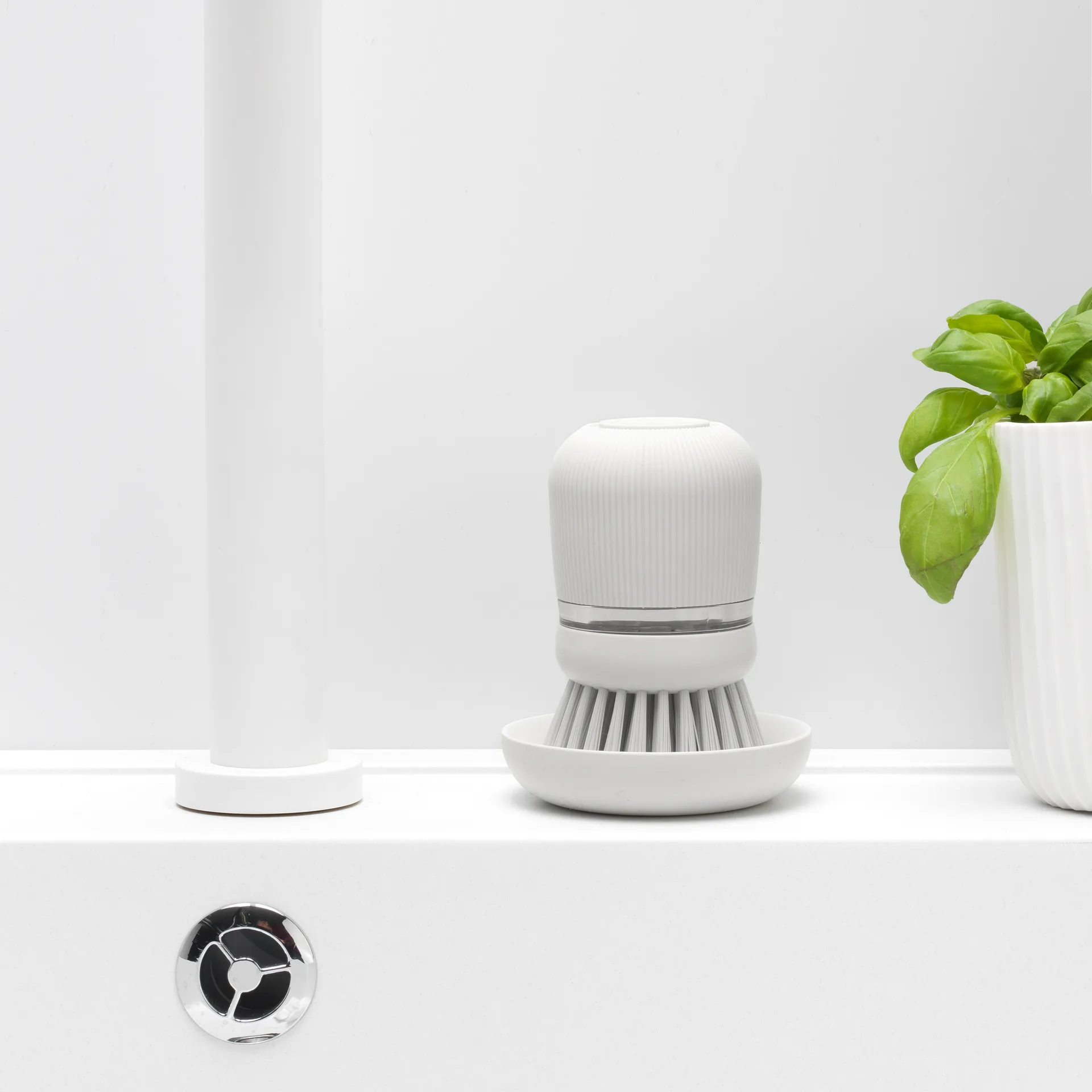 Brabantia afwasmiddelhouder met afwasborstel, Lichtgrijs Brabantia