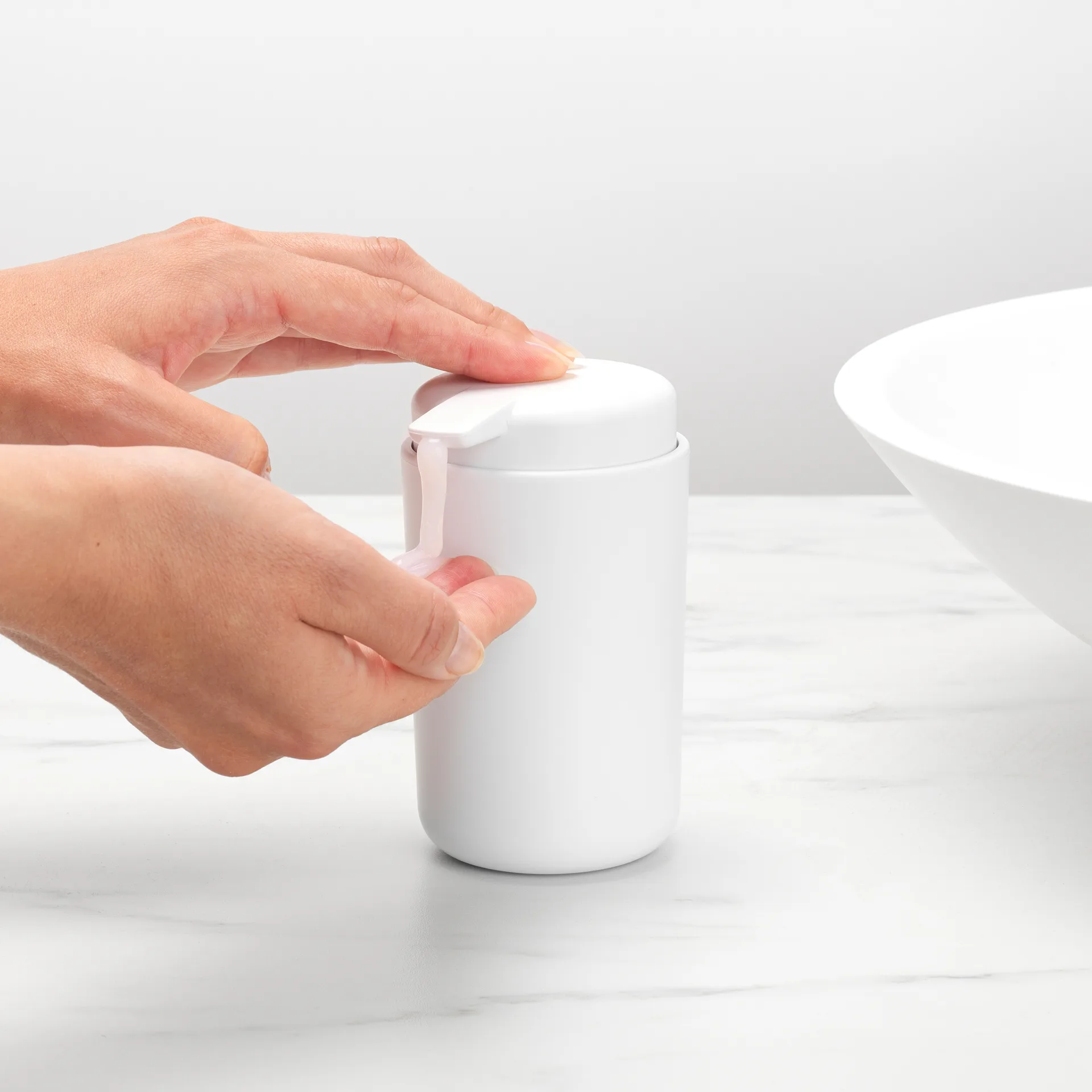 Brabantia ReNew zeeppomp 14 cm, Wit Brabantia