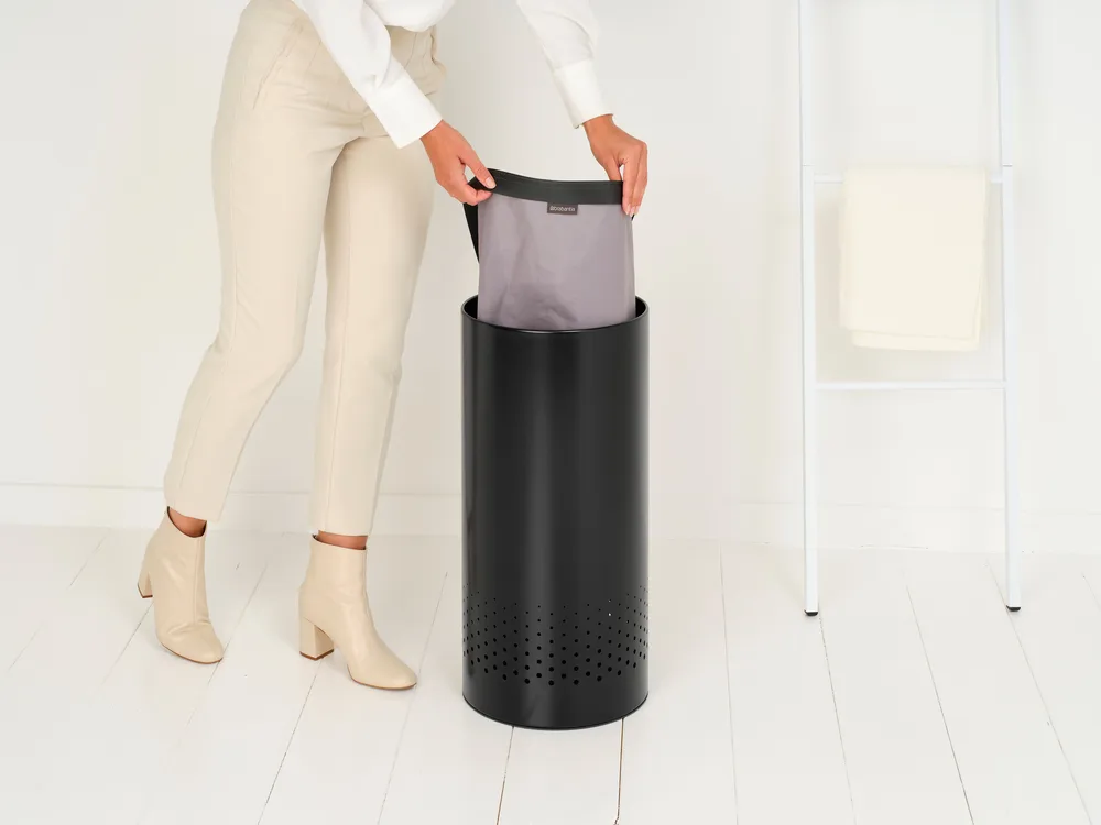 Brabantia wasbox met kunststof deksel 35 L, Matzwart Brabantia
