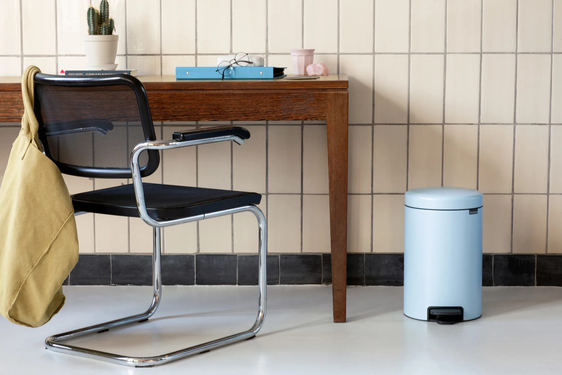 New Icon pedaalemmer 12 liter, Dreamy blue Brabantia