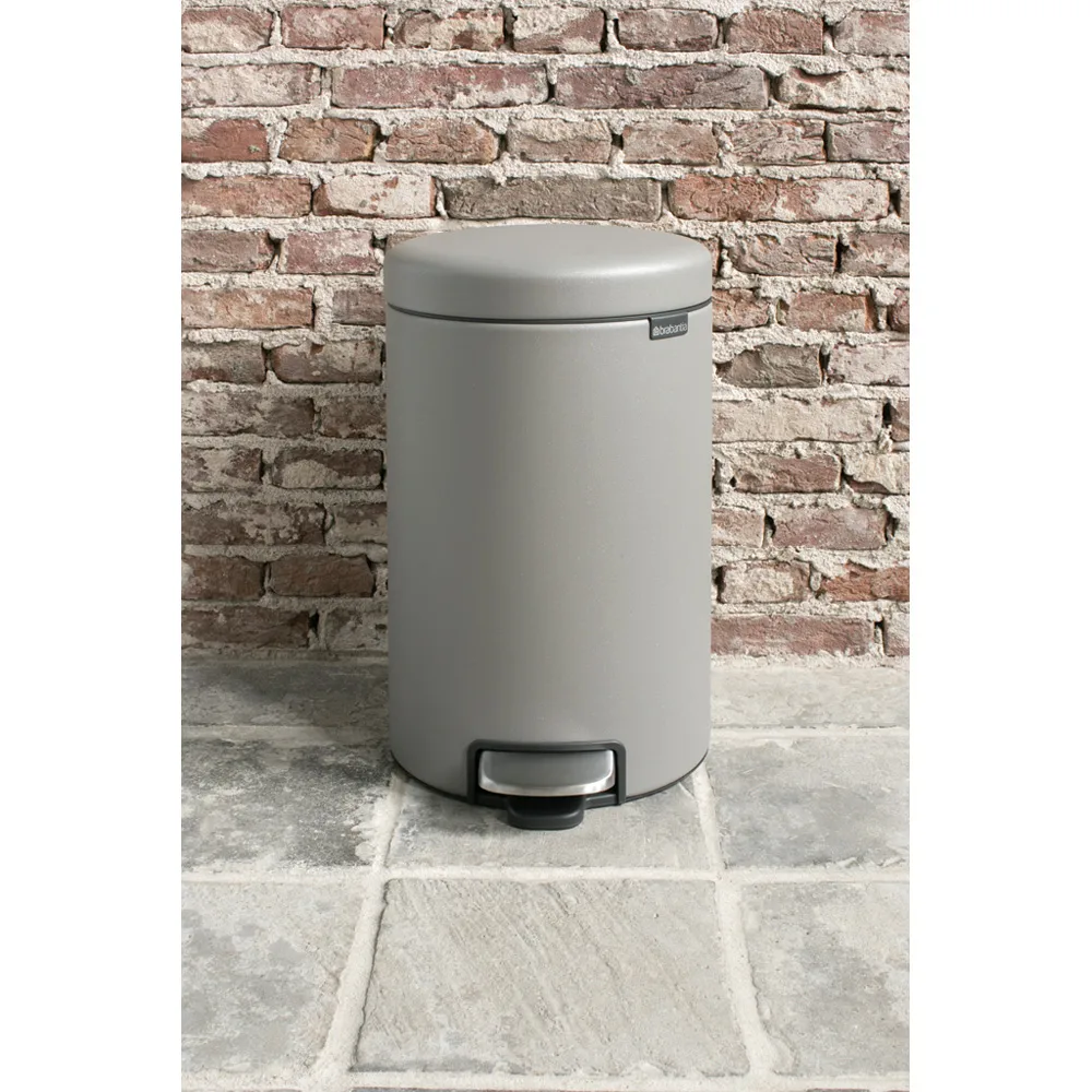 New Icon pedaalemmer 12 liter, Mineral concrete grey Brabantia
