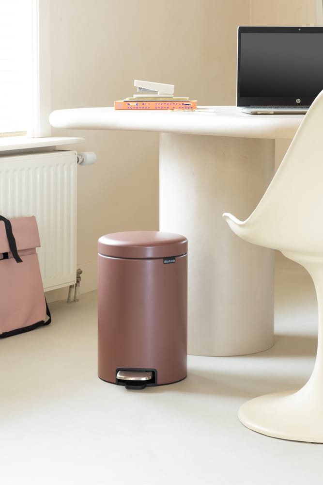 New Icon pedaalemmer 12 liter - Satin Taupe - Brabantia