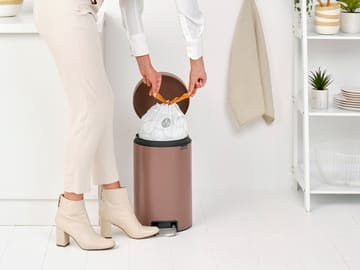 New Icon pedaalemmer 12 liter - Satin Taupe - Brabantia