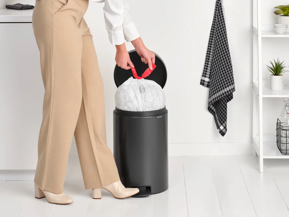 New Icon pedaalemmer 20 liter, Confident Grey Brabantia