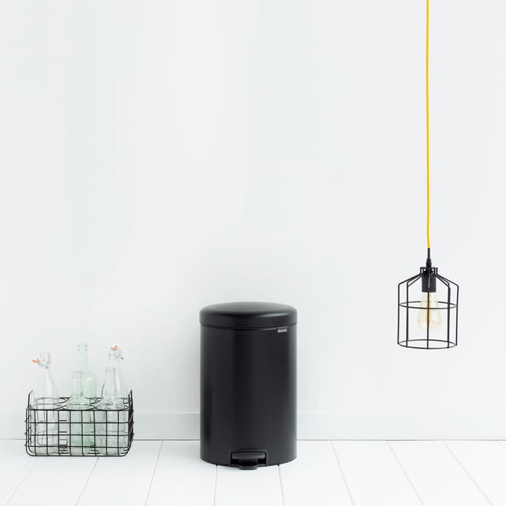New Icon pedaalemmer 20 liter, mat zwart Brabantia
