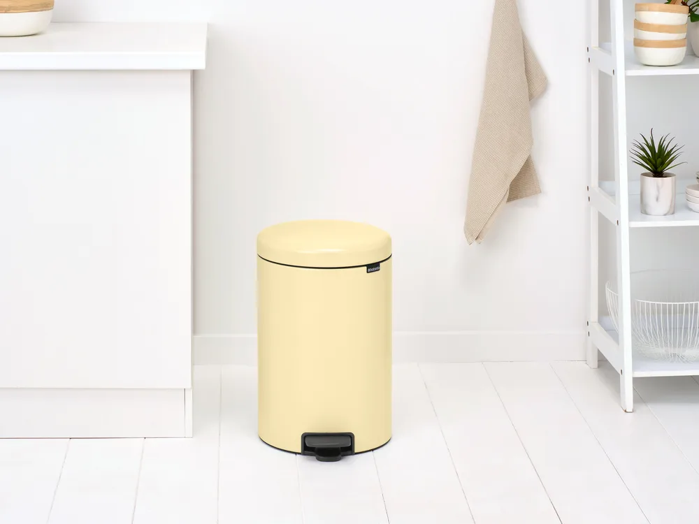 New Icon pedaalemmer 20 liter, Mellow Yellow Brabantia