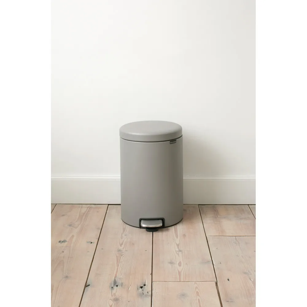 New Icon pedaalemmer 20 liter, Mineral concrete grey Brabantia