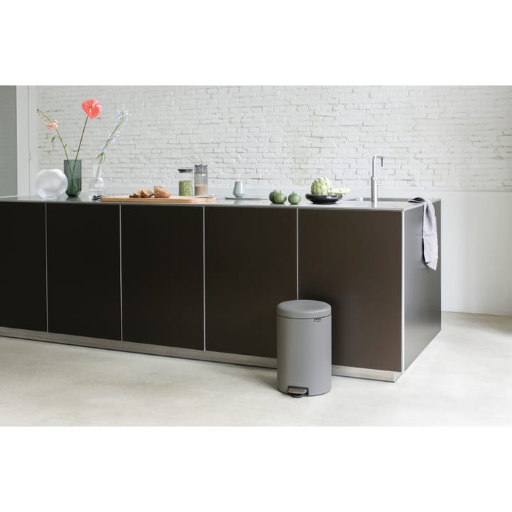 New Icon pedaalemmer 20 liter, Mineral concrete grey Brabantia