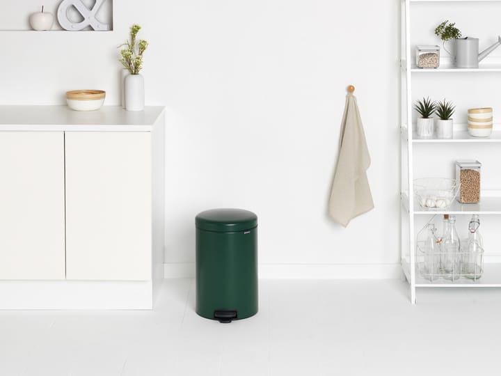 New Icon pedaalemmer 20 liter, Pine green Brabantia