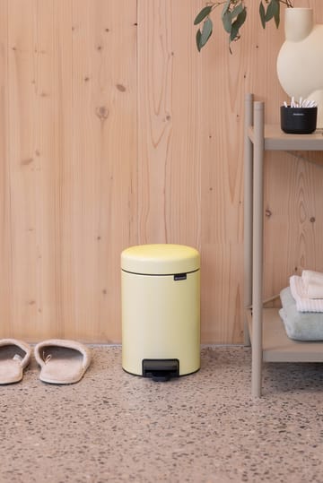 New Icon pedaalemmer 3 liter - Mellow Yellow - Brabantia