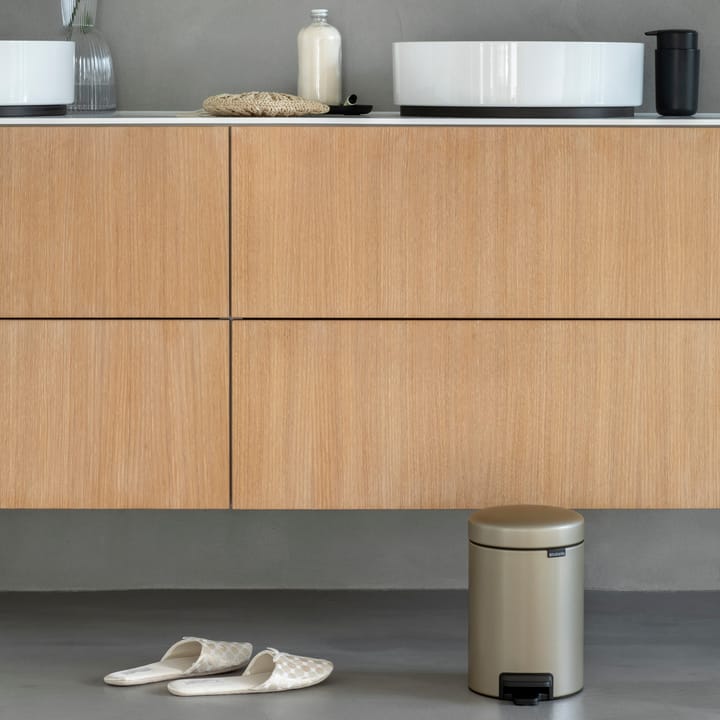 New Icon pedaalemmer 3 liter, Metallic Gold Brabantia