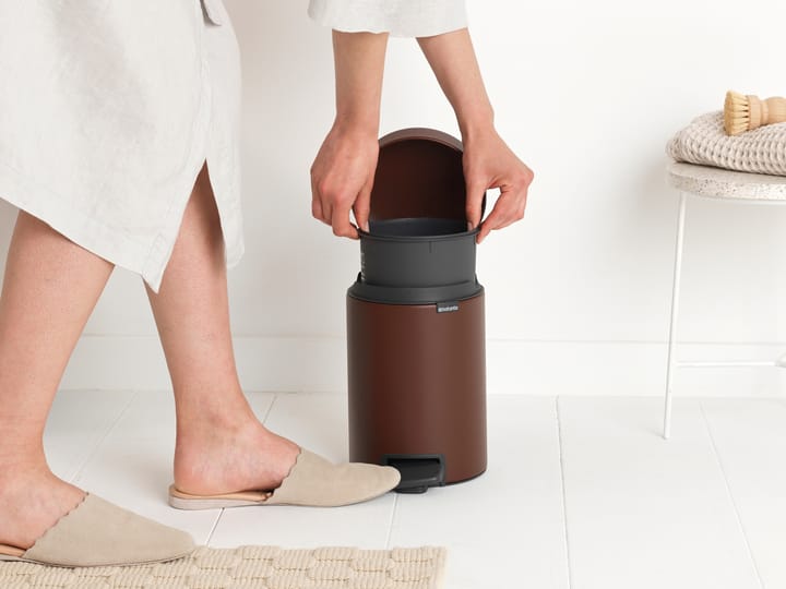 New Icon pedaalemmer 3 liter, Mineral cosy brown Brabantia