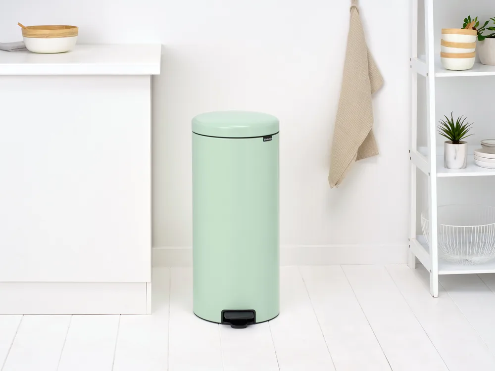 New Icon pedaalemmer 30 liter, Jade Green Brabantia