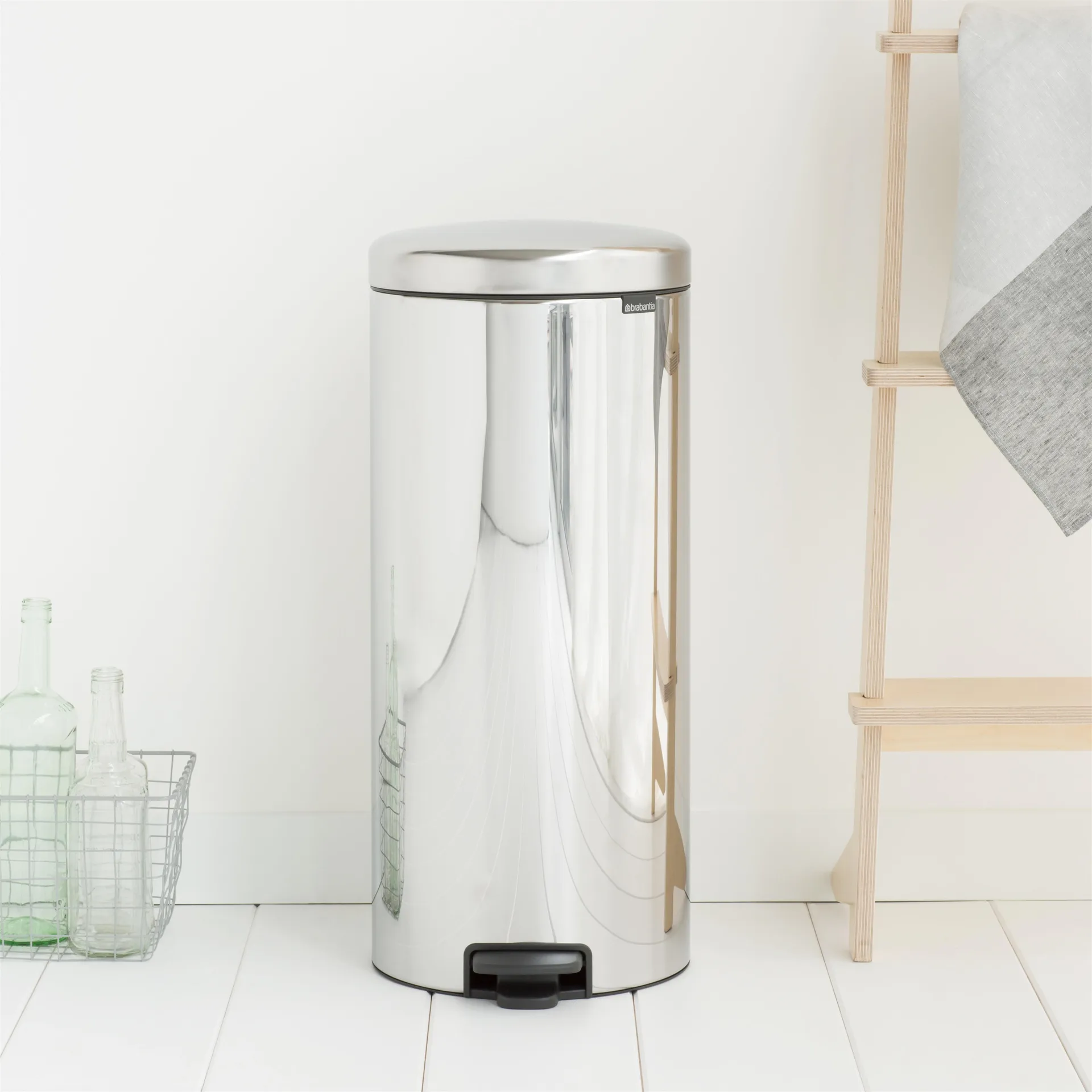 New Icon pedaalemmer 30 liter, matt steel Brabantia