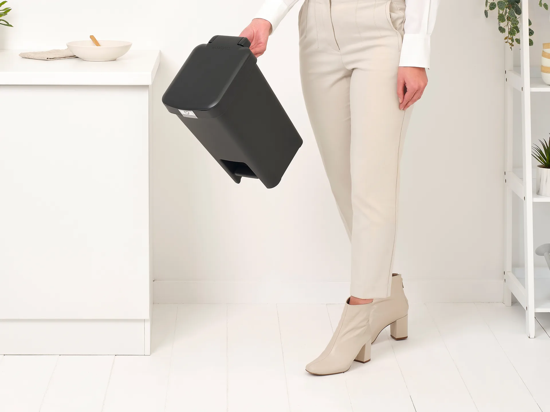 StepUp pedaalemmer 10 L, Donkergrijs Brabantia