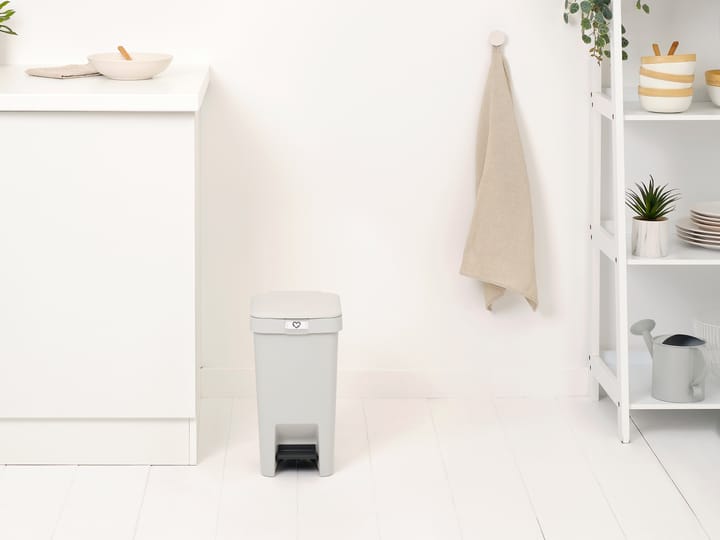 StepUp pedaalemmer 10 L, Lichtgrijs Brabantia