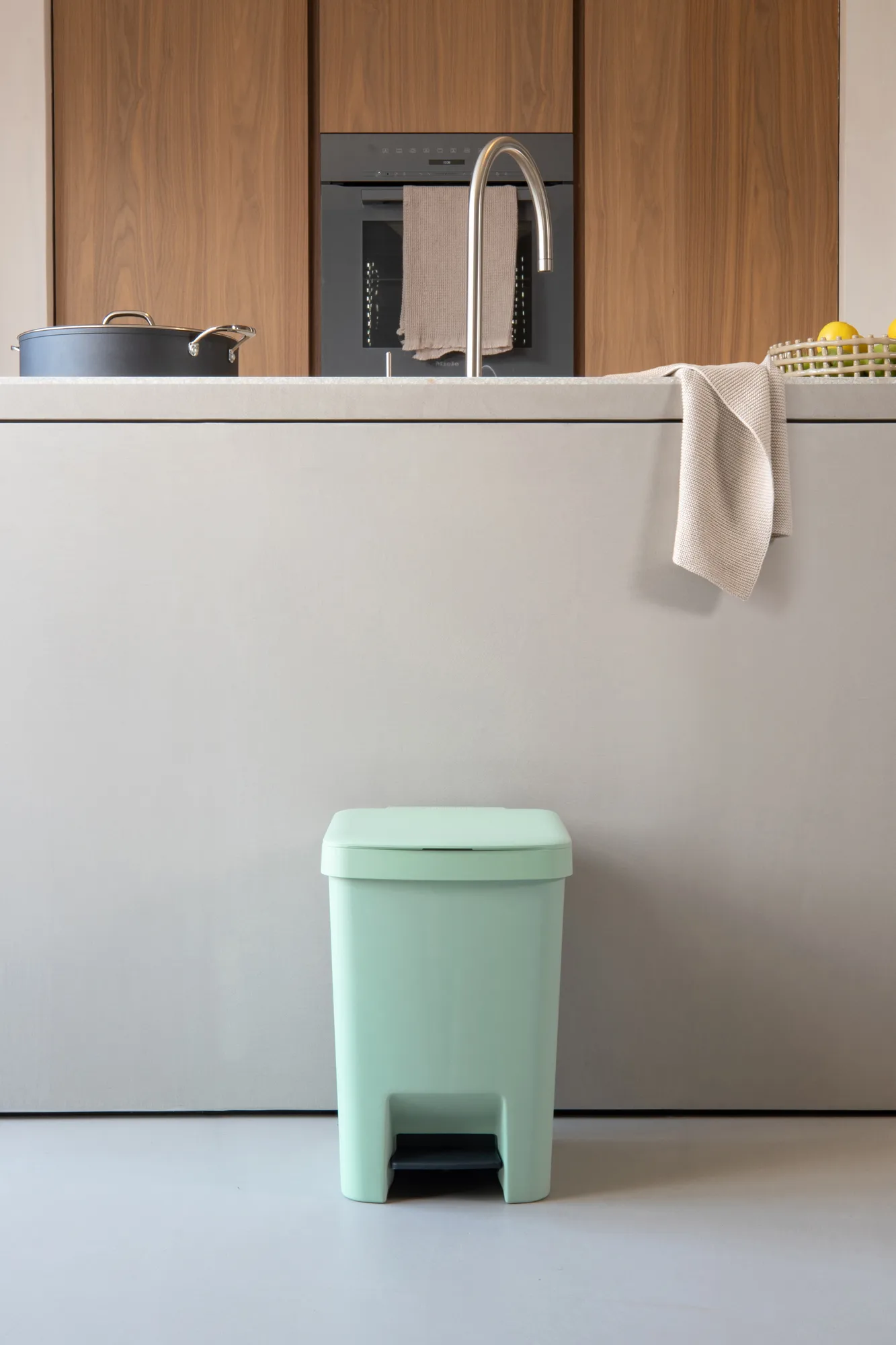 StepUp pedaalemmer 25 L, Jade green Brabantia