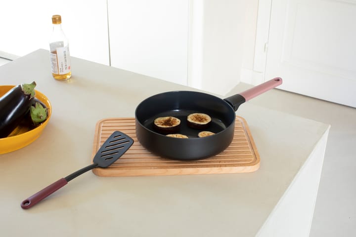 TASTY+ bakspaan, Aubergine Red Brabantia