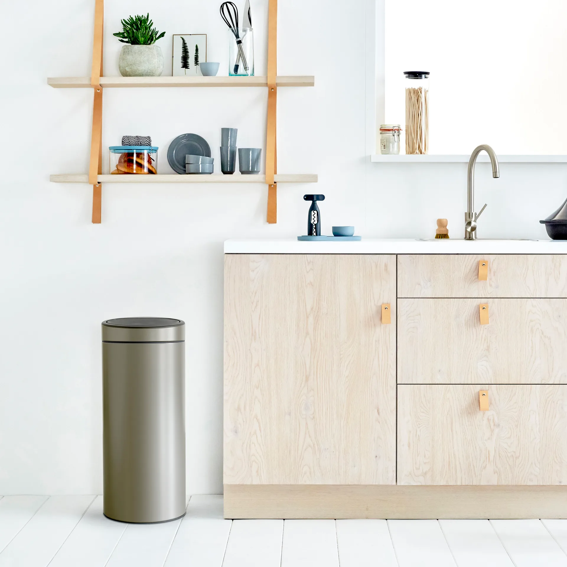 Touch Bin prullenbak 30 liter, platinum Brabantia