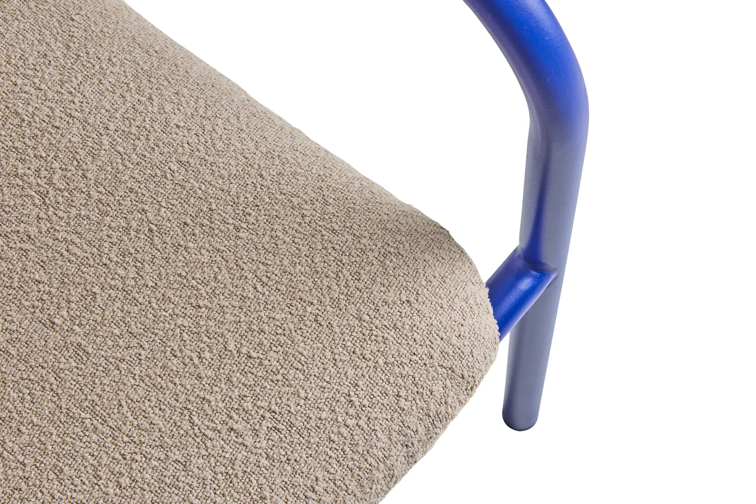 Bendt loungestoel, Teddy beige-indigo blue Brafab