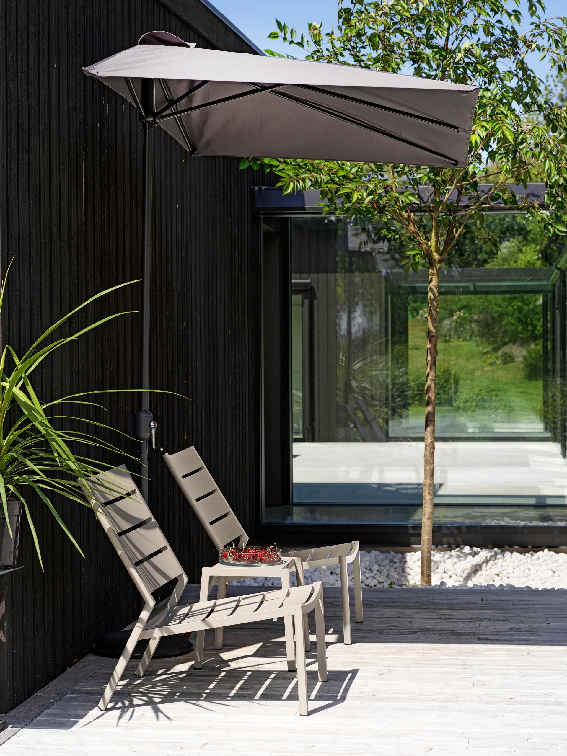 Delia loungestoel, Anthracite Brafab