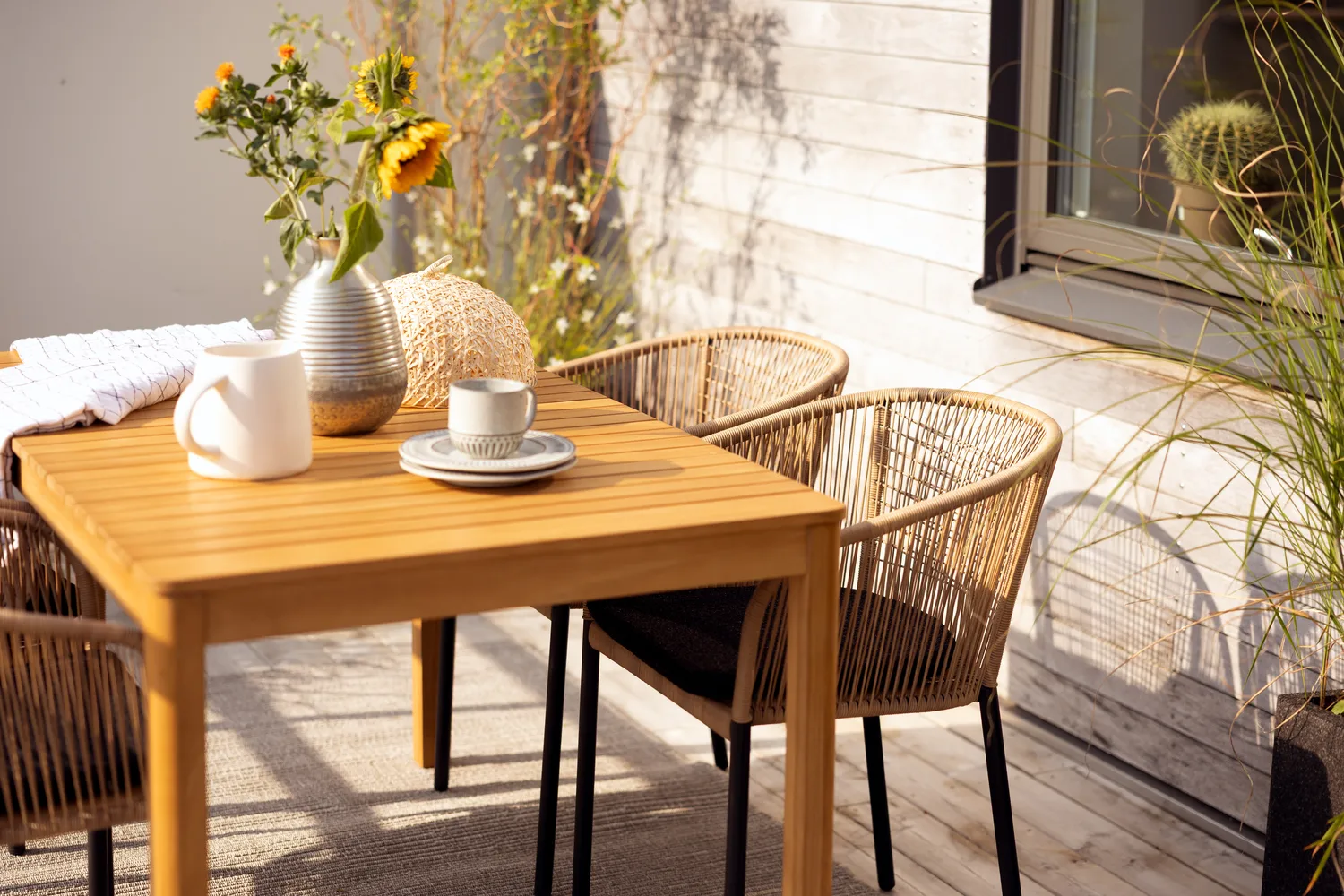 Delta armstoel, Zwart-natuur Brafab