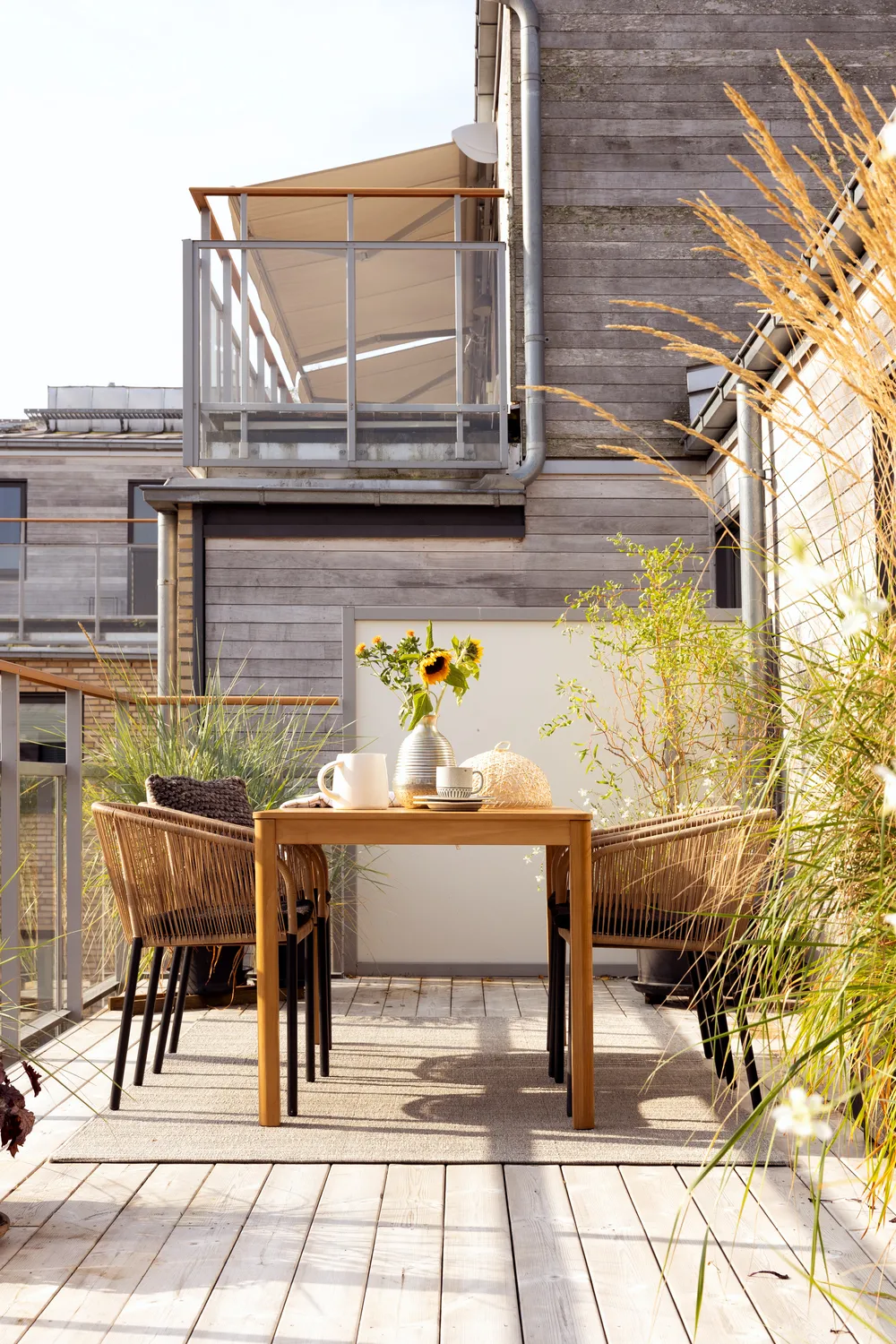 Delta armstoel, Zwart-natuur Brafab