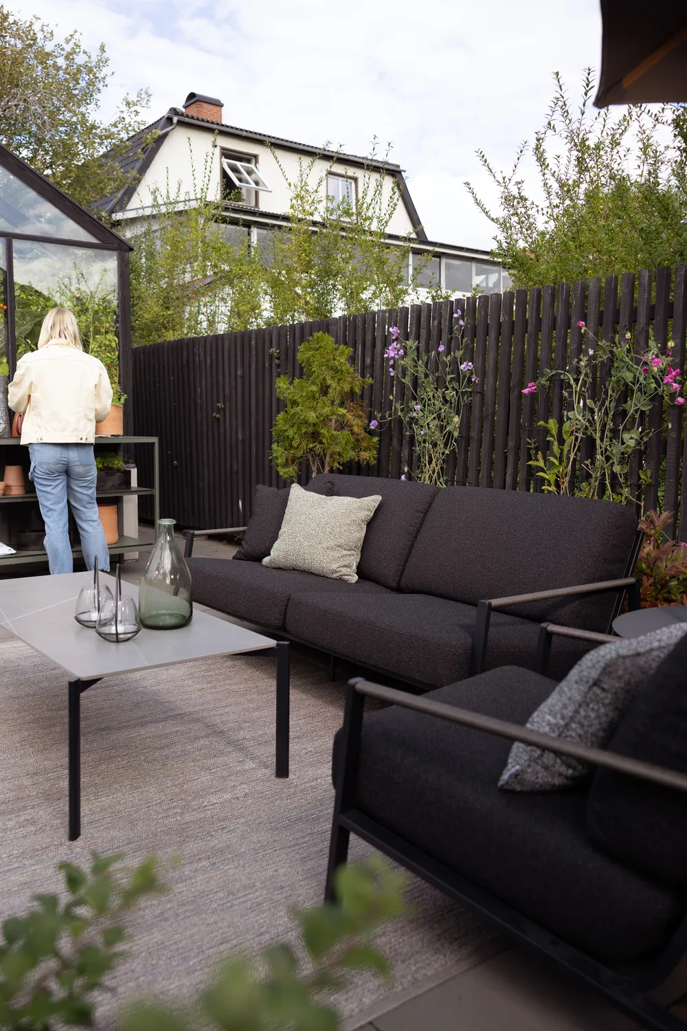 Lyra fauteuil, Zwart-teddy black Brafab