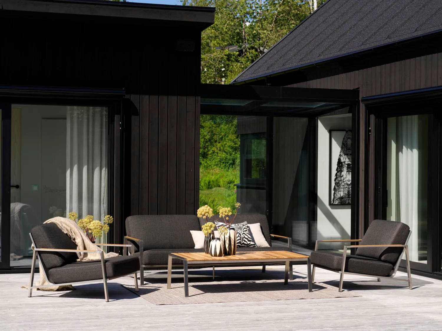 Naos fauteuil, Roestvrij staal-nearly black Brafab