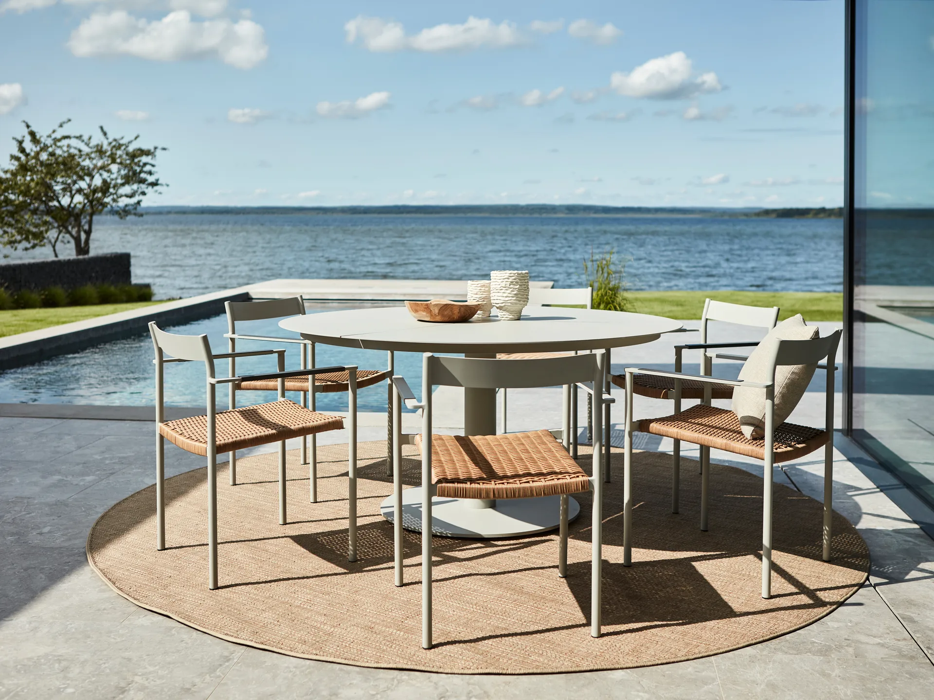 Peace eettafel Ø150 cm Nordic green,  Brafab