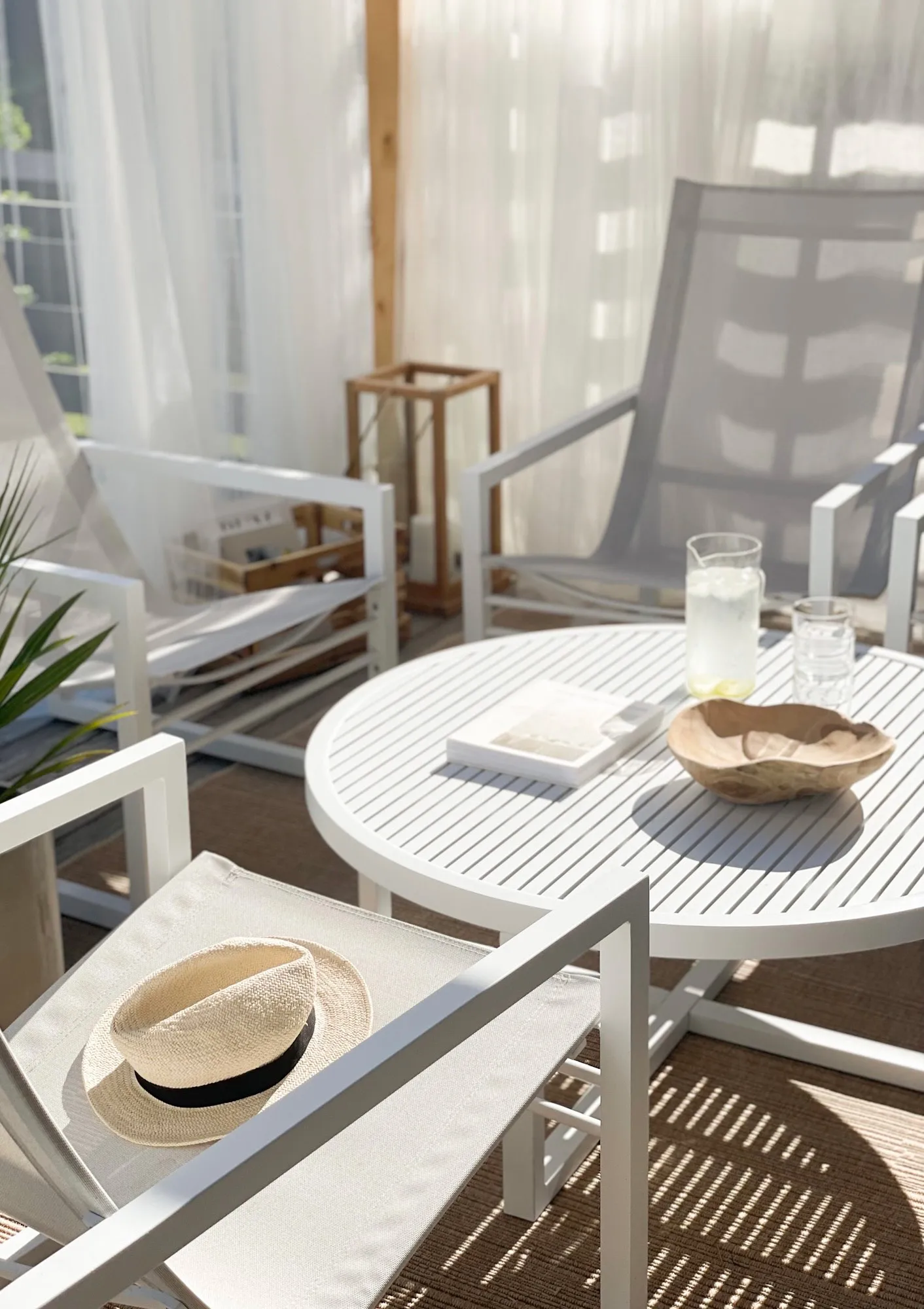 Vevi salontafel, Wit Brafab