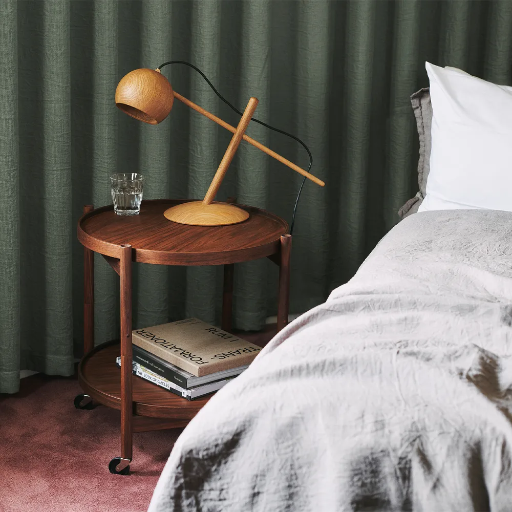 Bølling Tray Table model 50 roltafel, stone, onbehandeld beukenhouten onderstel Brdr. Krüger